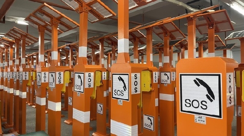 Tin tức công ty mới nhất về Trạm gọi khẩn cấp chạy bằng năng lượng mặt trời trên đường cao tốc