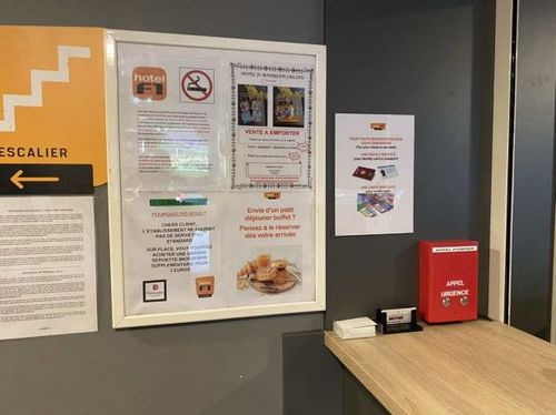 Blog công ty mới nhất về Dự án Khách sạn Pháp--Với điện thoại khẩn cấp JR313-2B