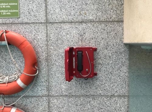 Tin tức công ty mới nhất về Điện thoại khẩn cấp JR101-CB của chúng tôi đã được lắp đặt tại Khách sạn Hilton ở Peru.